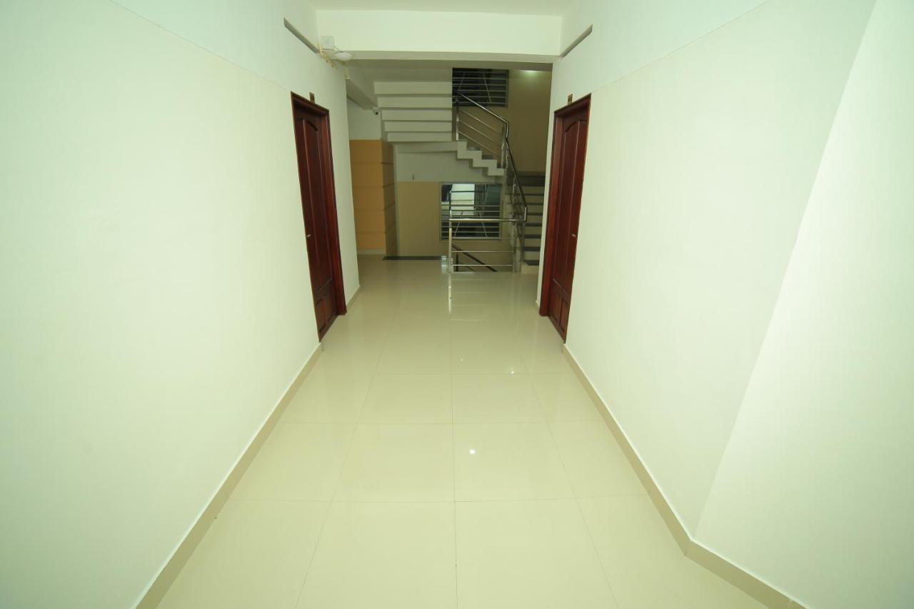 Hotel Falcon Thiruvananthapuram Exterior foto