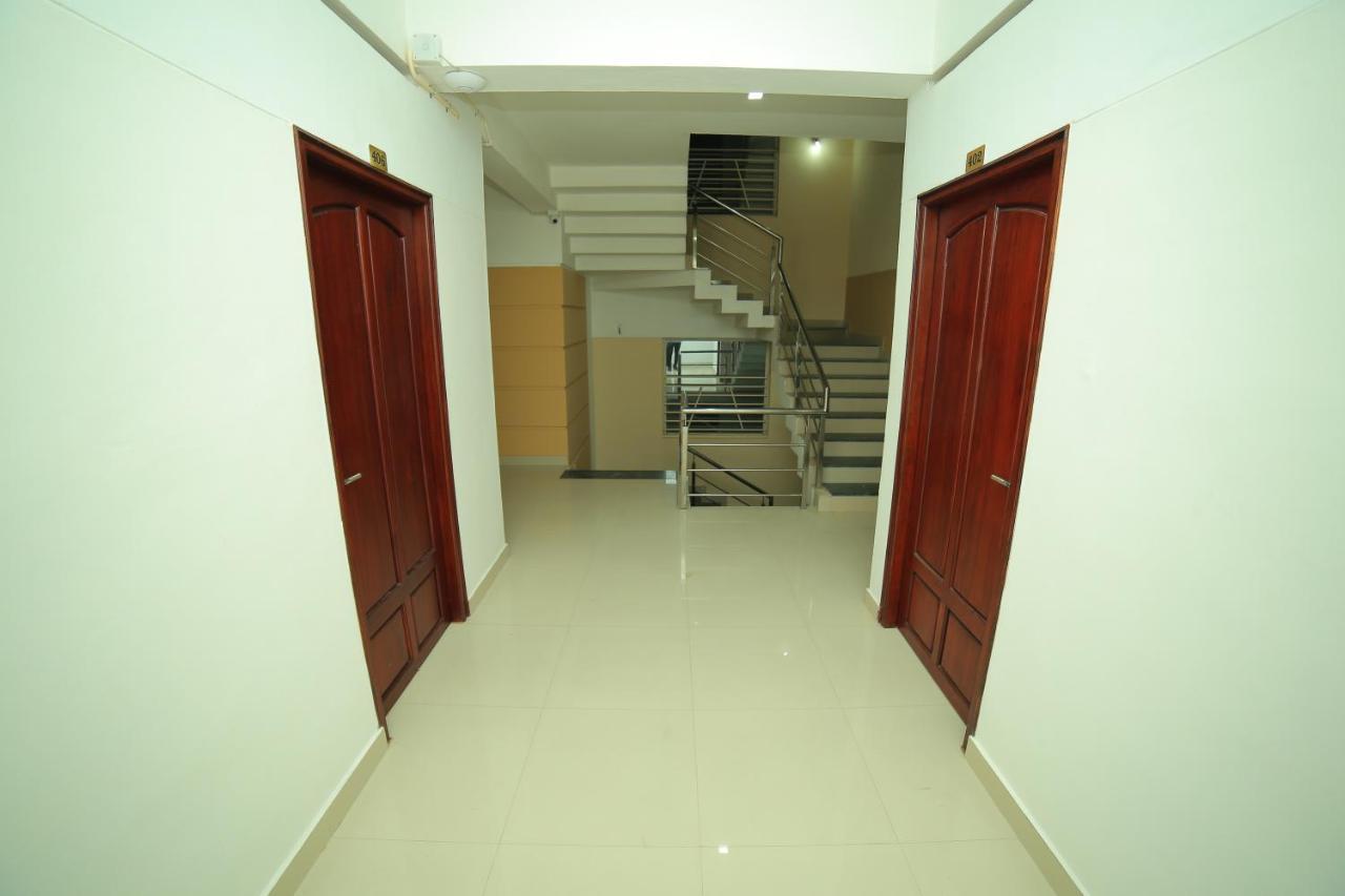 Hotel Falcon Thiruvananthapuram Exterior foto